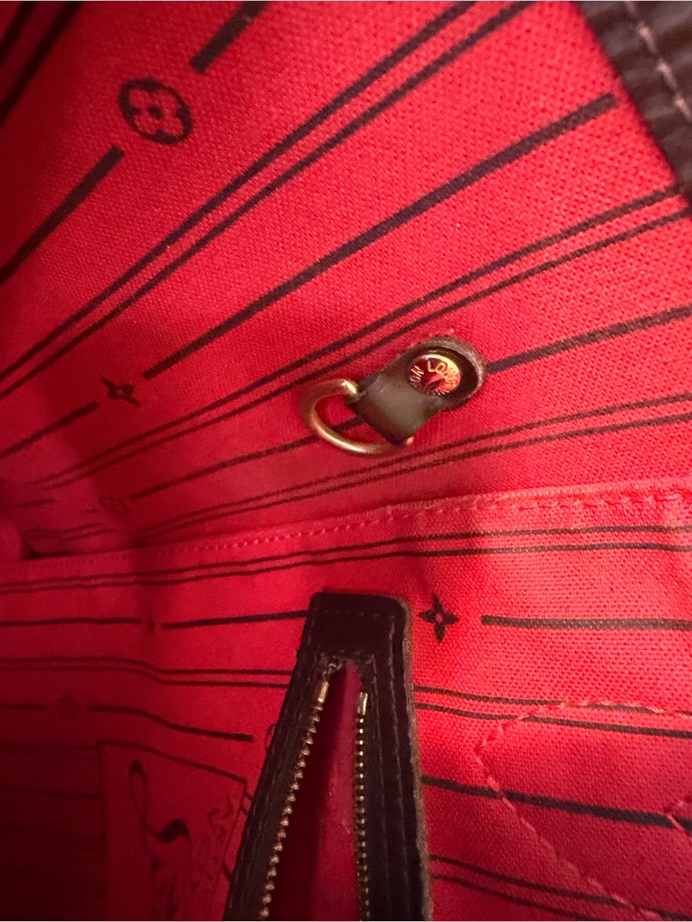 Louis Vuitton Damier Ebene Neverfull MM Tote with Red Interior - Picture 10 of 16